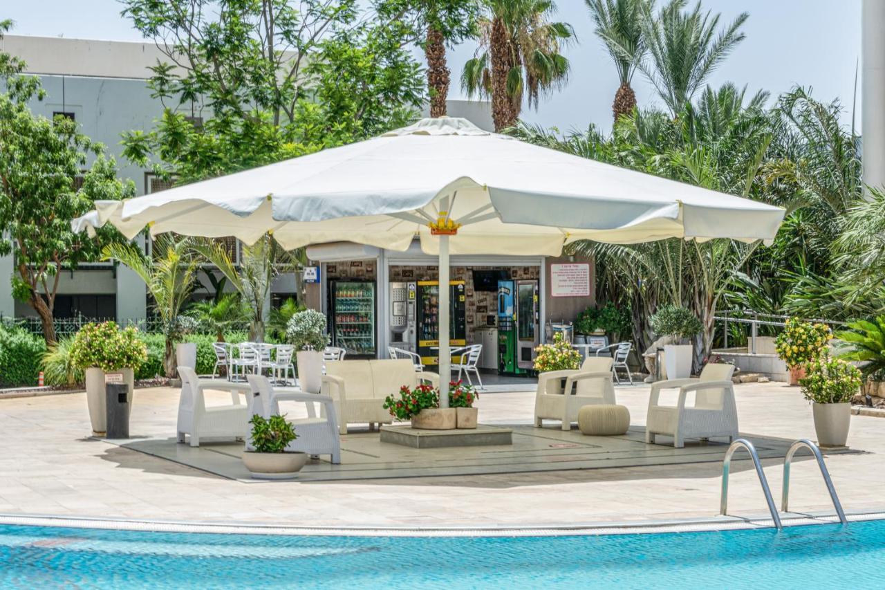 דירת גן פונה לבריכה - Pool Garden View Eilat Daire Dış mekan fotoğraf