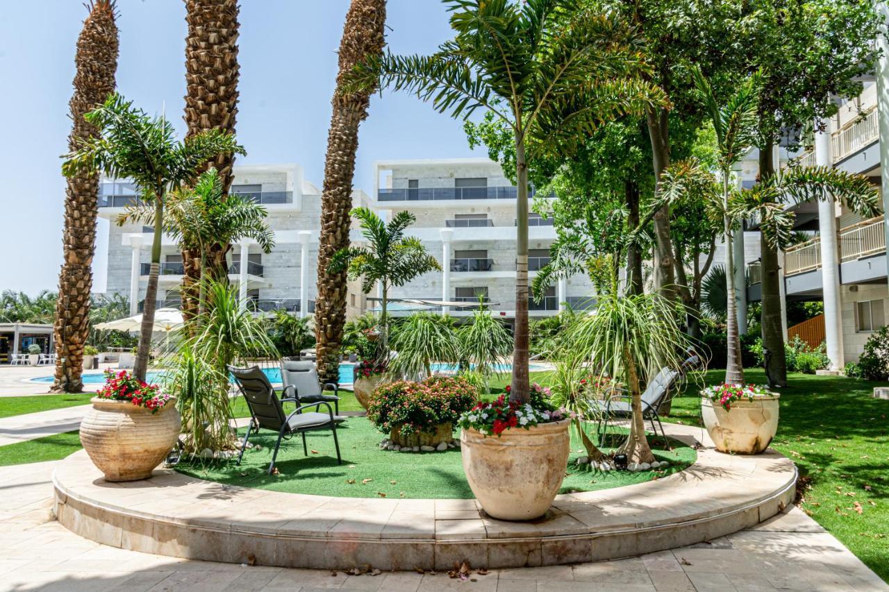 דירת גן פונה לבריכה - Pool Garden View Eilat Daire Dış mekan fotoğraf